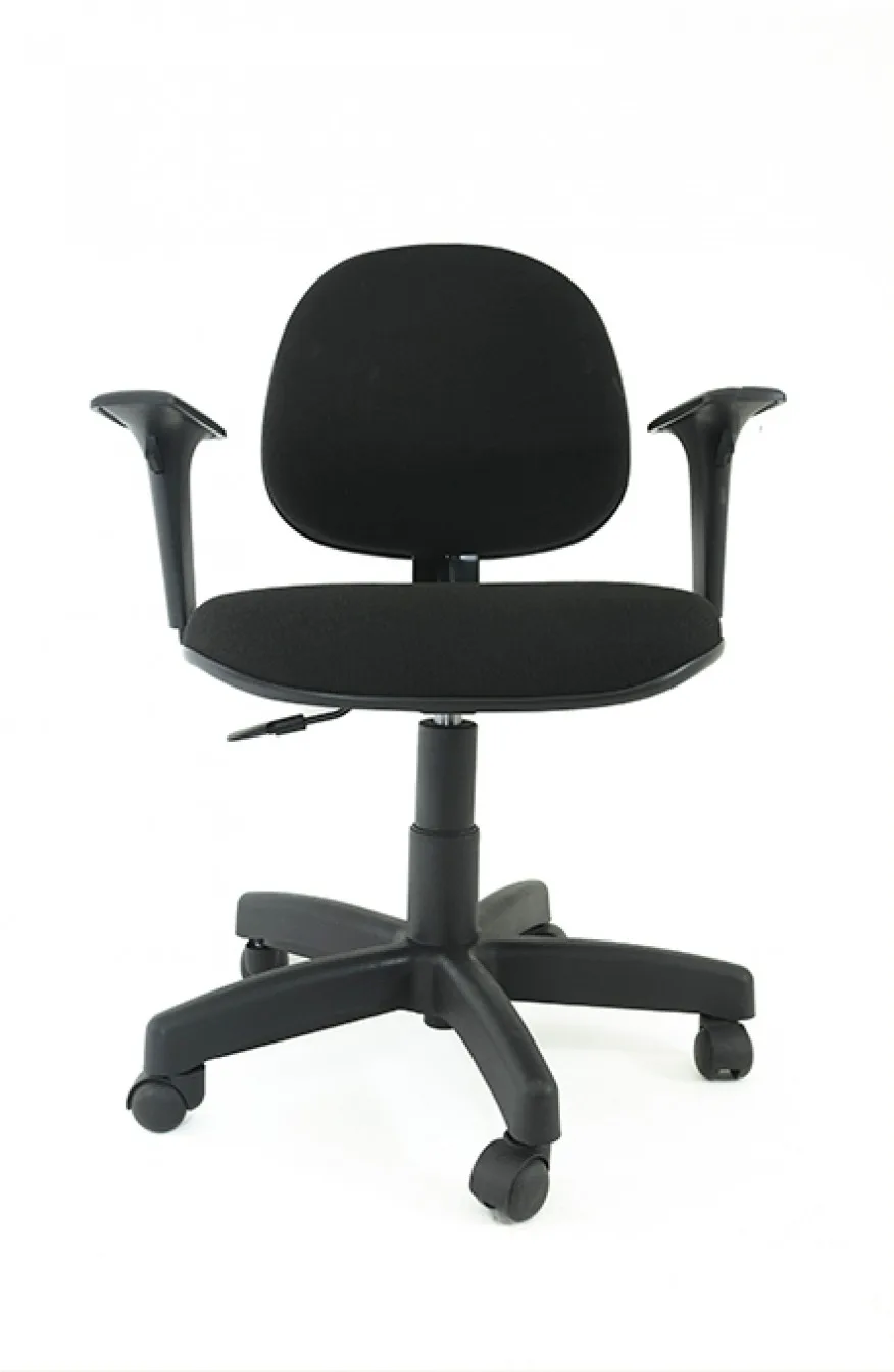 Vista frontal da cadeira executiva 001FP